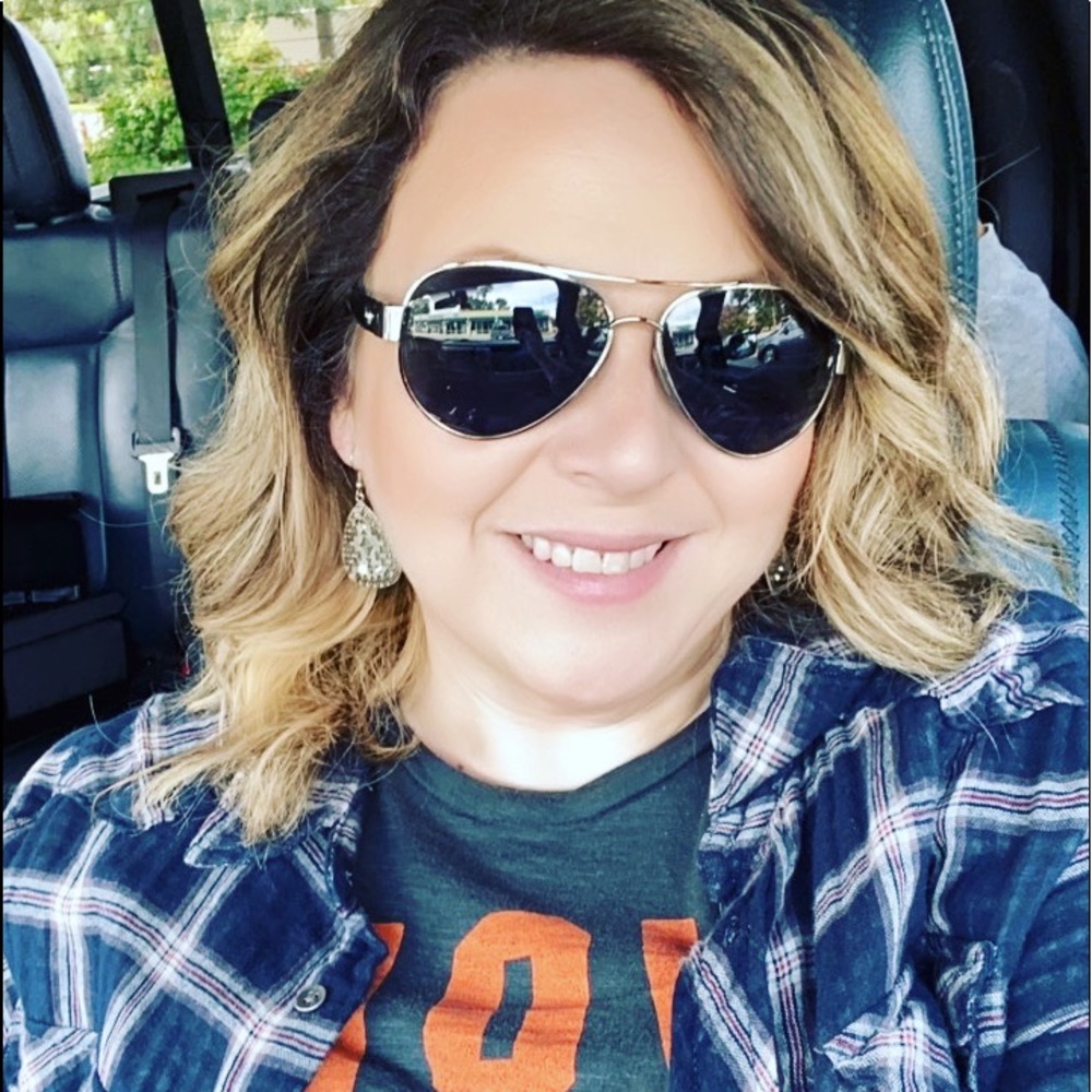 Meet your Posher, Anissa